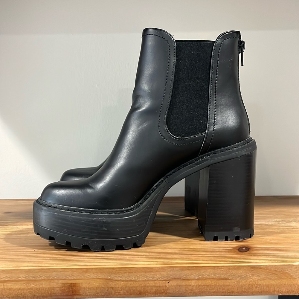 Madden Girl boots